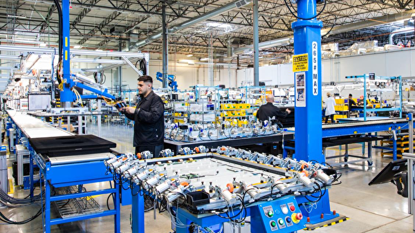 Equipment Edge Connectivity Solution